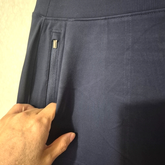 NWT Athleta Navy Blue Venice Jogger Apparel..SIZE:XL - Picture 8 of 15